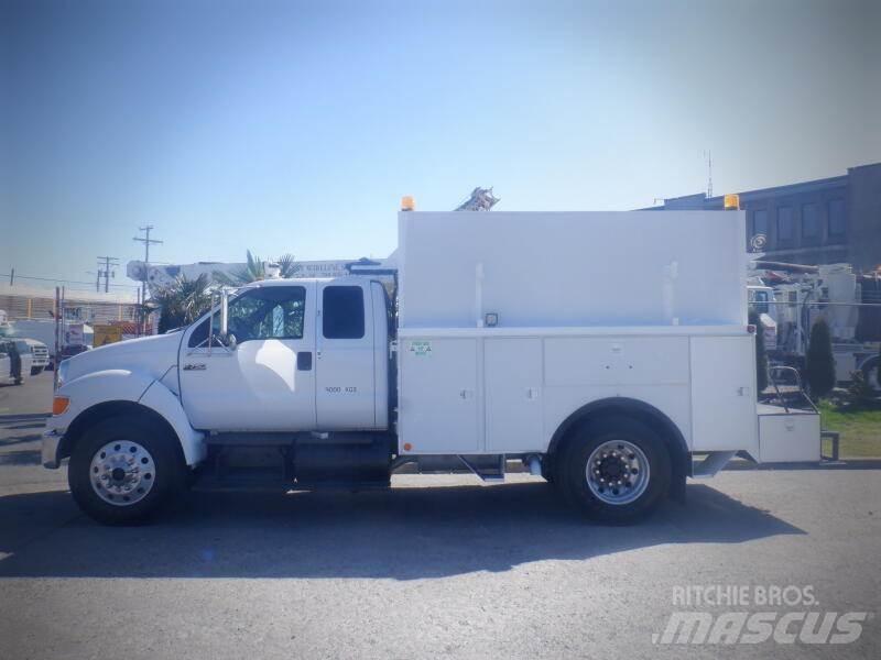 Ford F-750 Camiões Municipais / Uso Geral