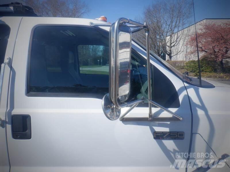 Ford F-750 Camiões Municipais / Uso Geral