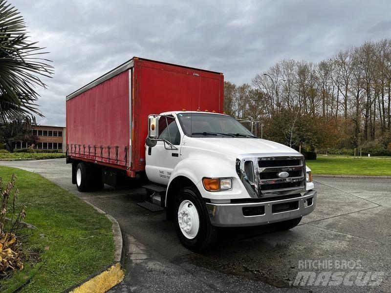 Ford F-750 Carrinhas de caixa fechada