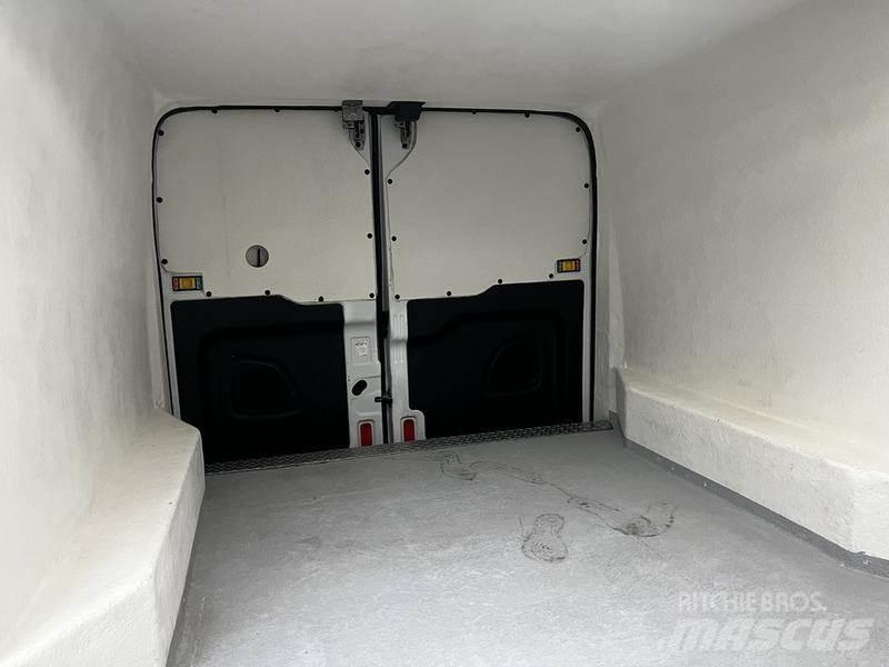 Ford Transit Carrinhas de caixa fechada