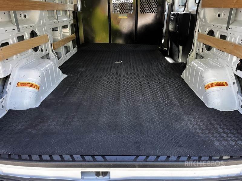Ford Transit Carrinhas de caixa fechada
