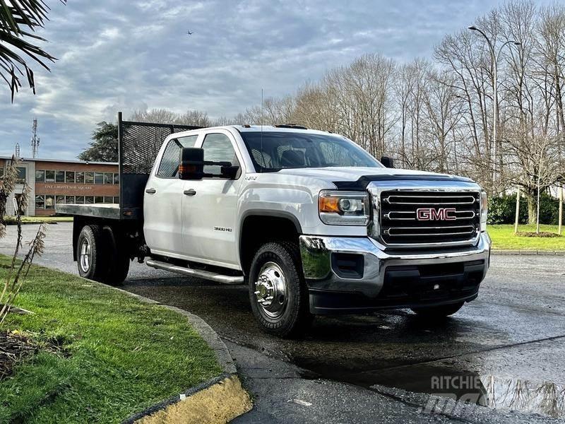GMC Sierra 3500HD Camiões estrado/caixa aberta
