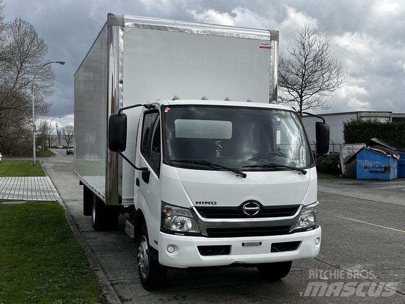 Hino 195 Carrinhas de caixa fechada