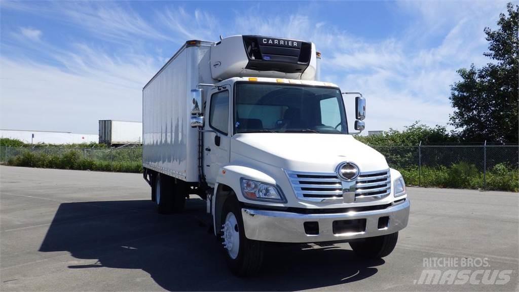Hino 268 Carrinhas de caixa fechada