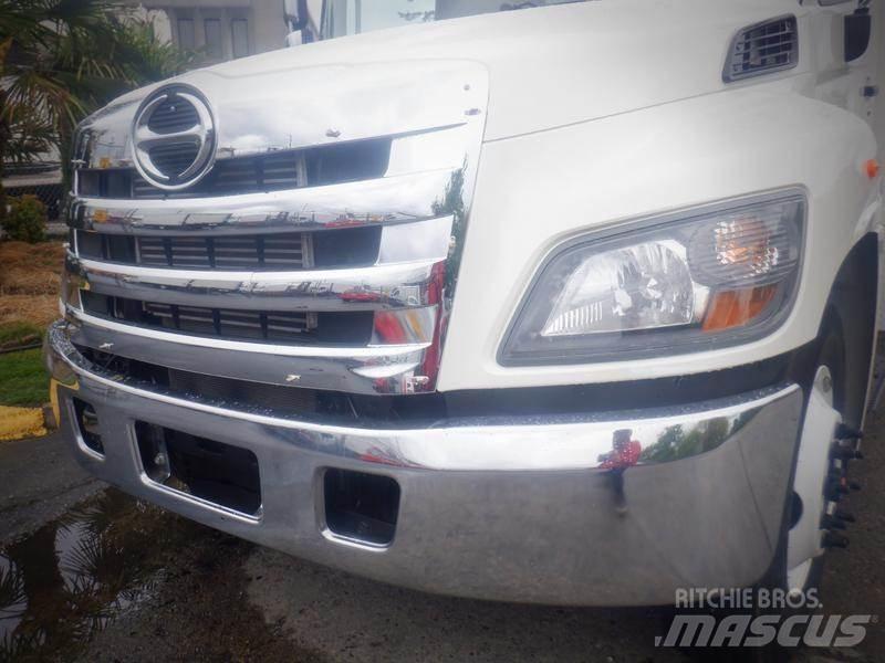 Hino 308 Camiões Municipais / Uso Geral