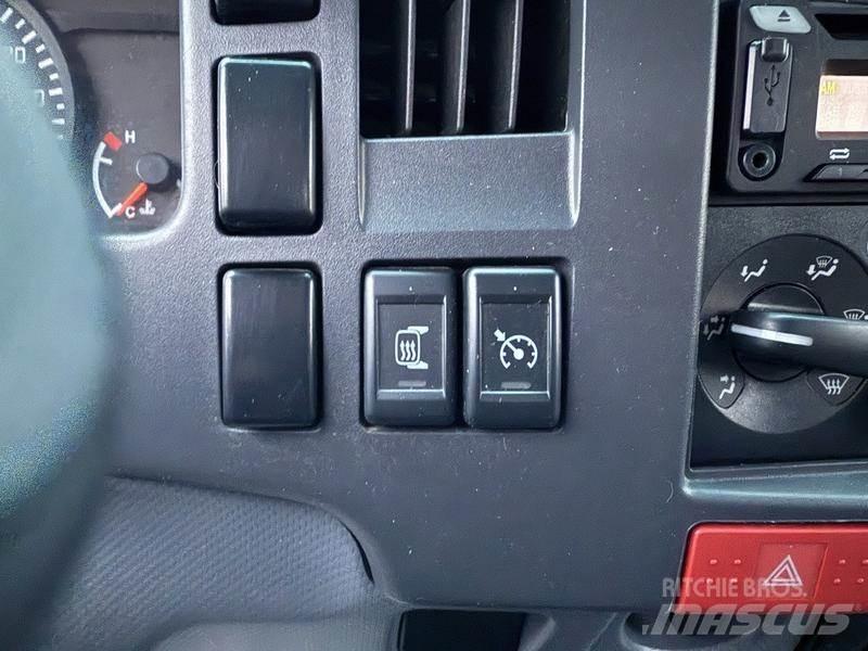 Isuzu NPR Camiões estrado/caixa aberta