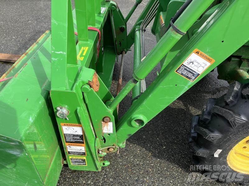 John Deere 790 Tratores Agrícolas usados