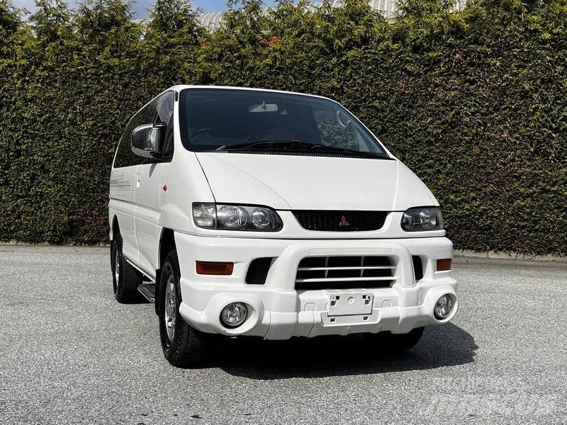 Mitsubishi Delica Carros Ligeiros