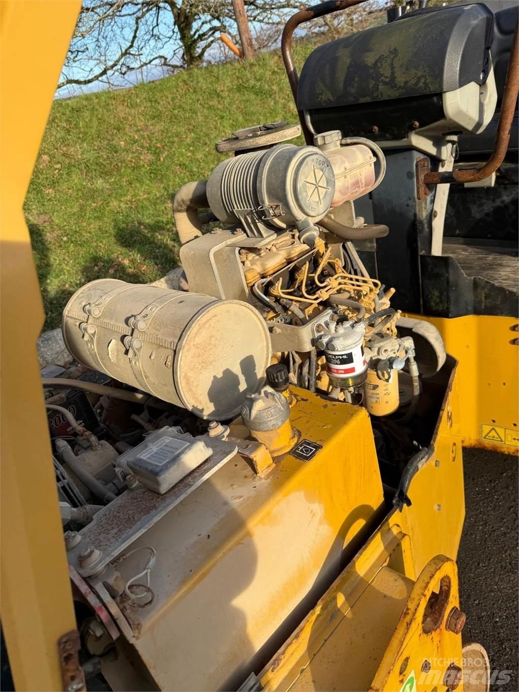 CAT CB24B Cilindros Compactadores tandem