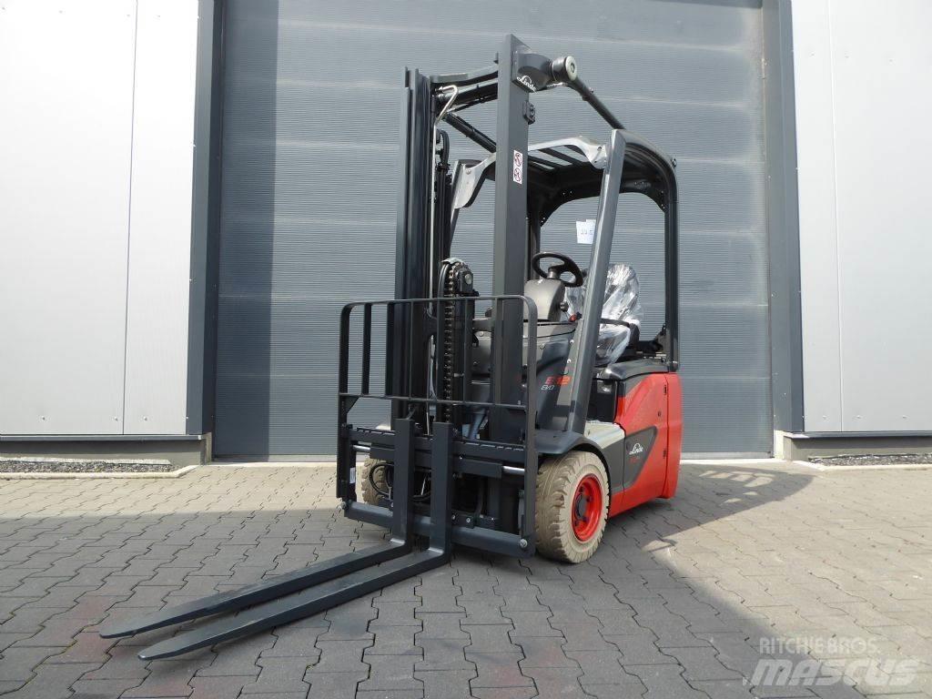Linde E12-02 Empilhadores eléctricos