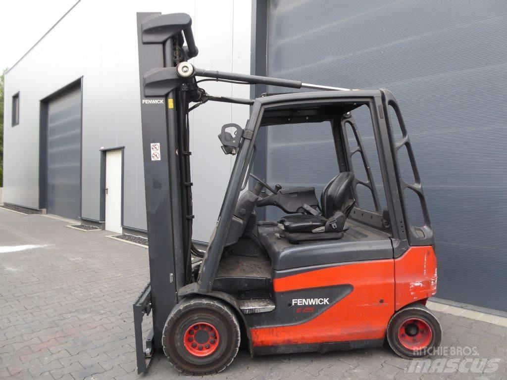 Linde E25-01 Empilhadores eléctricos