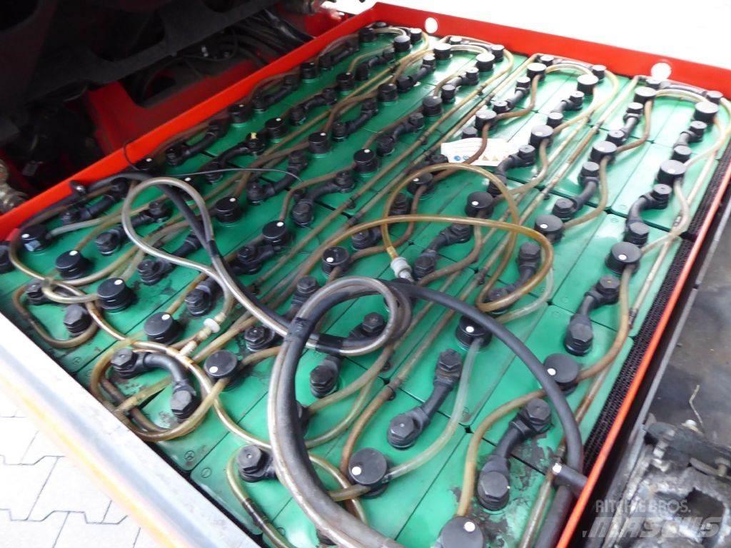 Linde E25L Empilhadores eléctricos