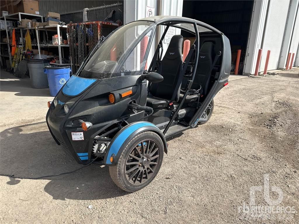  ARCIMOTO EV3 Carros Ligeiros