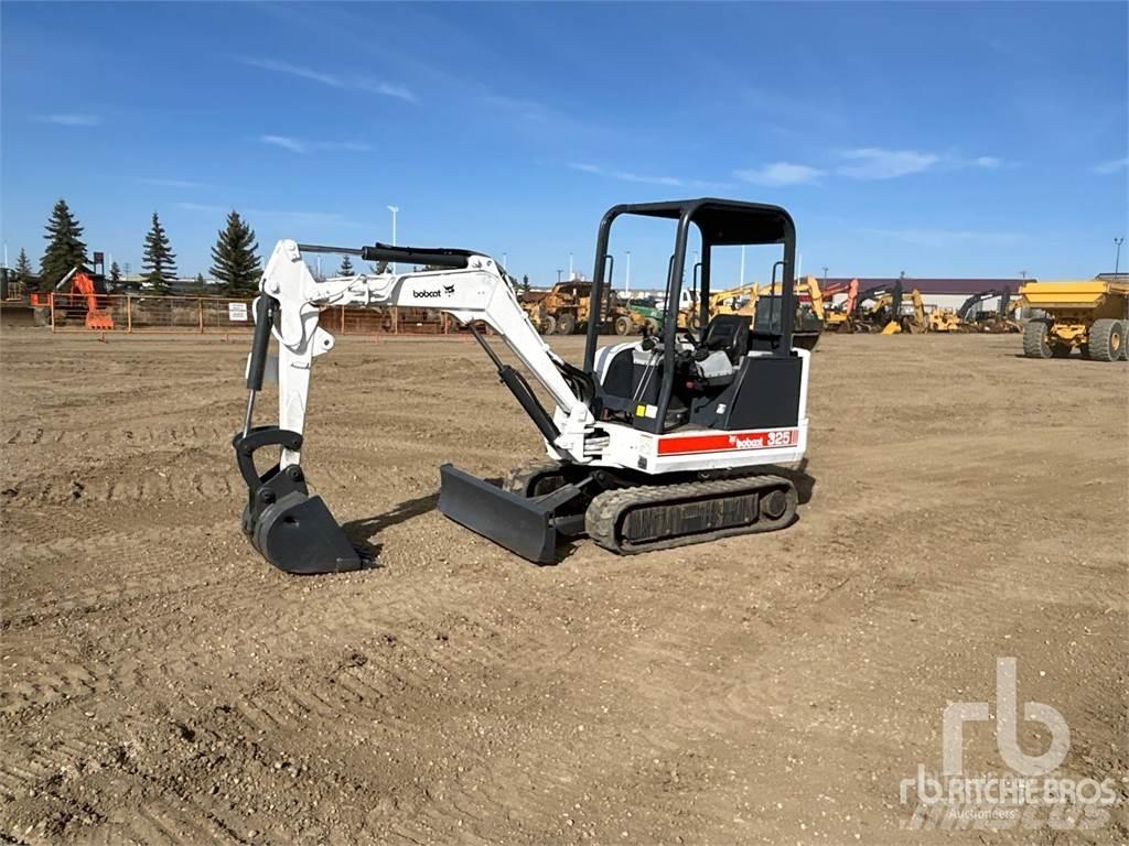 Bobcat 325 Mini Escavadoras <7t