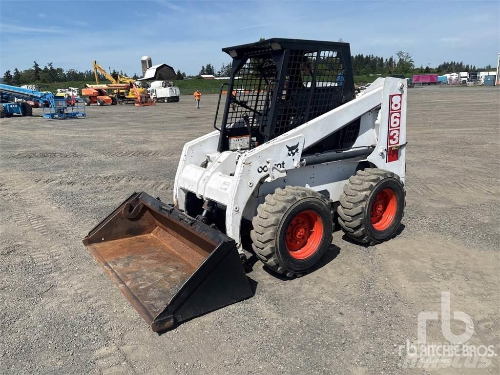 Bobcat 863 Carregadoras de direcção deslizante