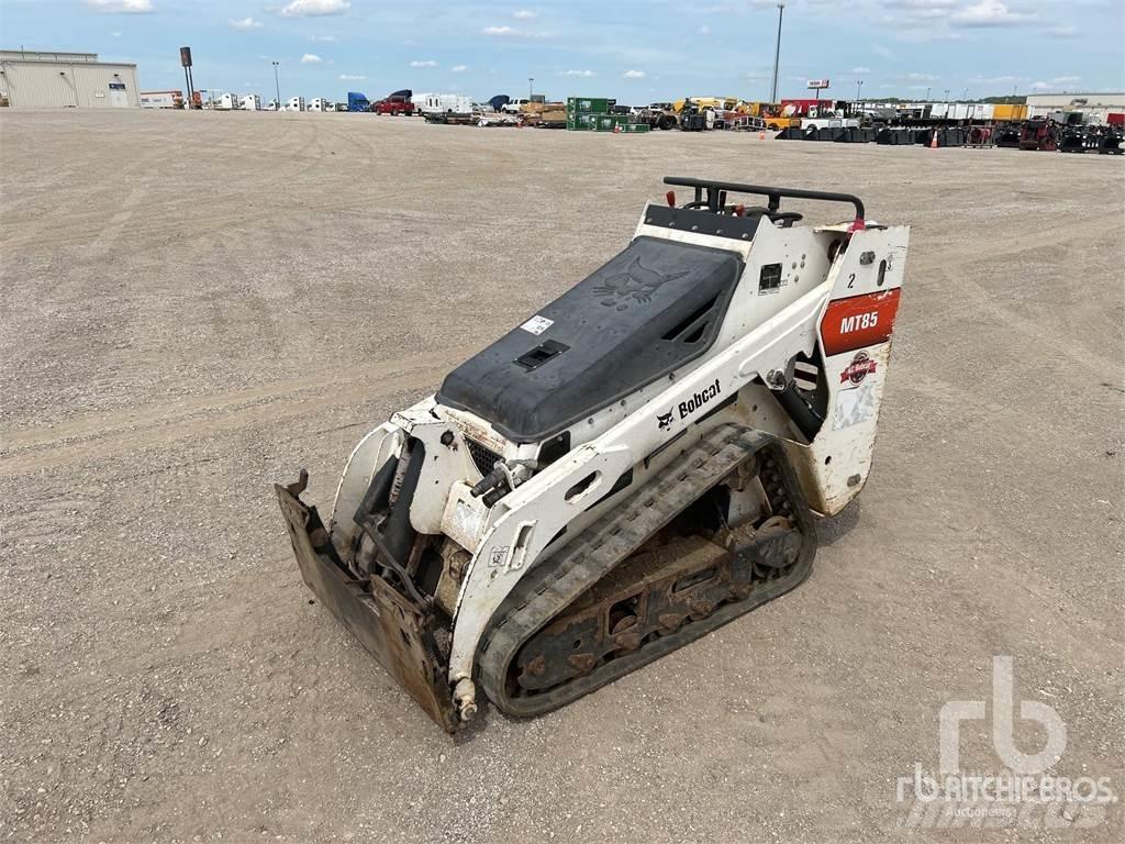 Bobcat MT85 Carregadoras de direcção deslizante