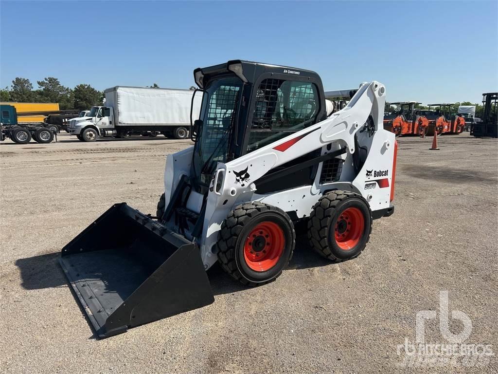 Bobcat S570 Carregadoras de direcção deslizante
