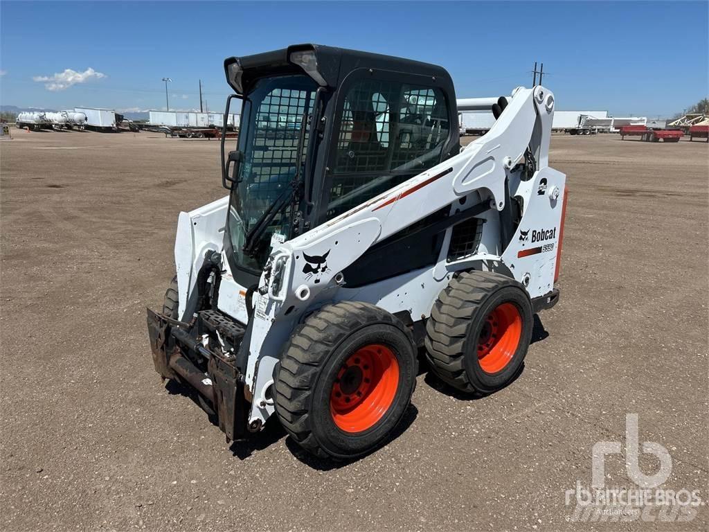Bobcat S590 Carregadoras de direcção deslizante