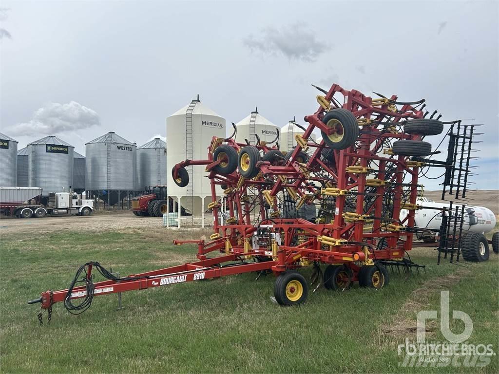 Bourgault 8910 Cultivadoras
