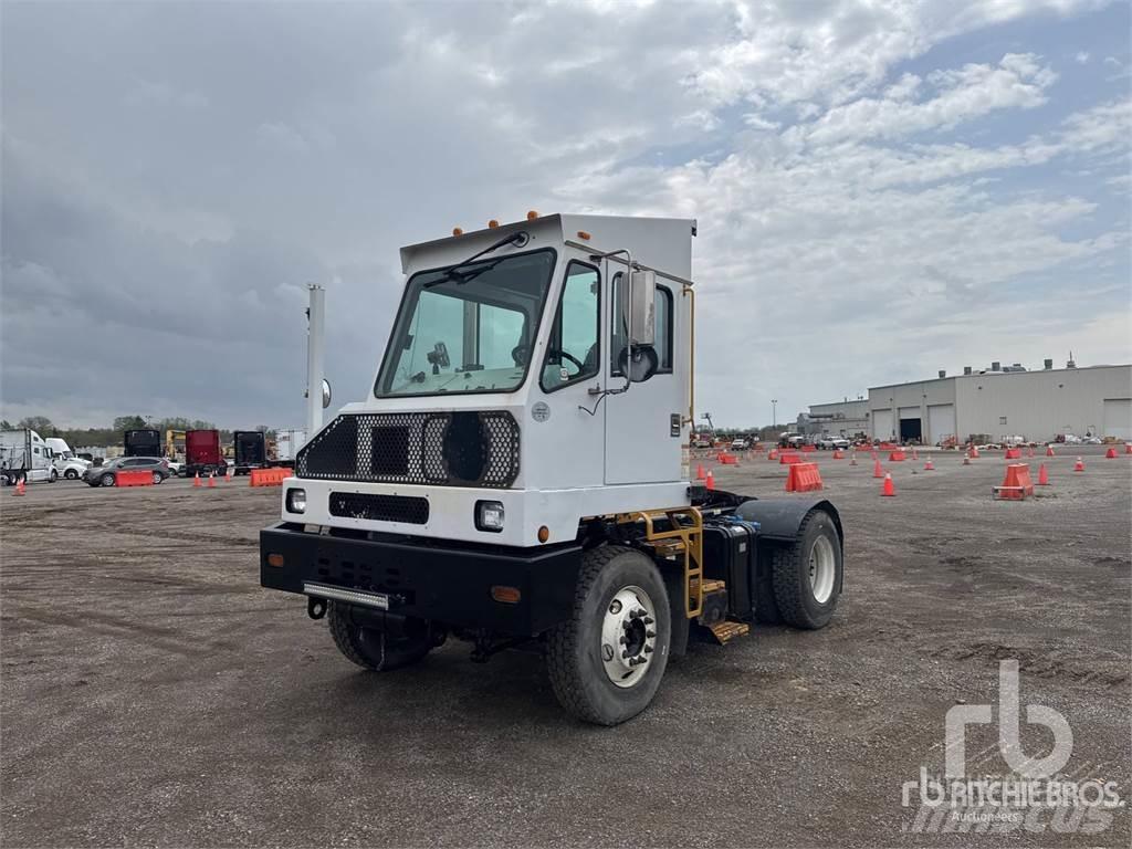 Capacity 4x2 Tractores (camiões)