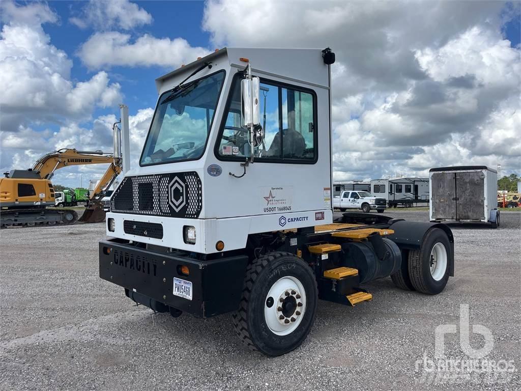 Capacity TJ5000 Tractores (camiões)