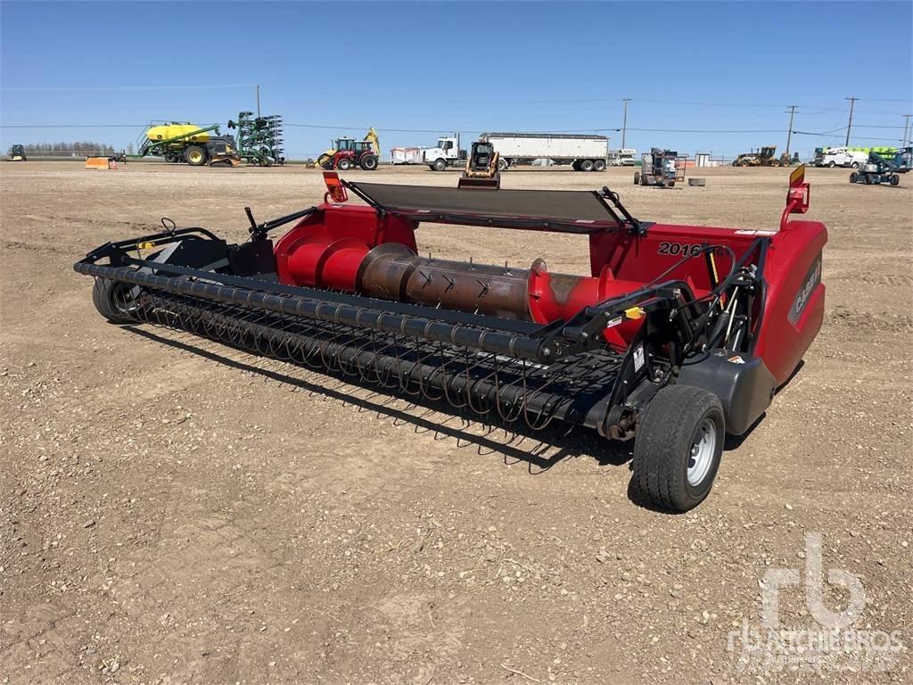 Case IH 2016 Ceifeiras debulhadoras compactas