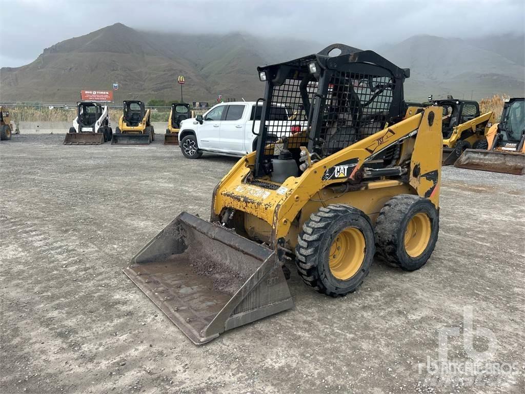 CAT 226B3 Carregadoras de direcção deslizante