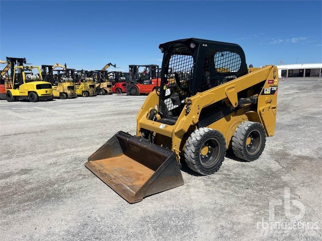 CAT 226D C1-H2 Carregadoras de direcção deslizante