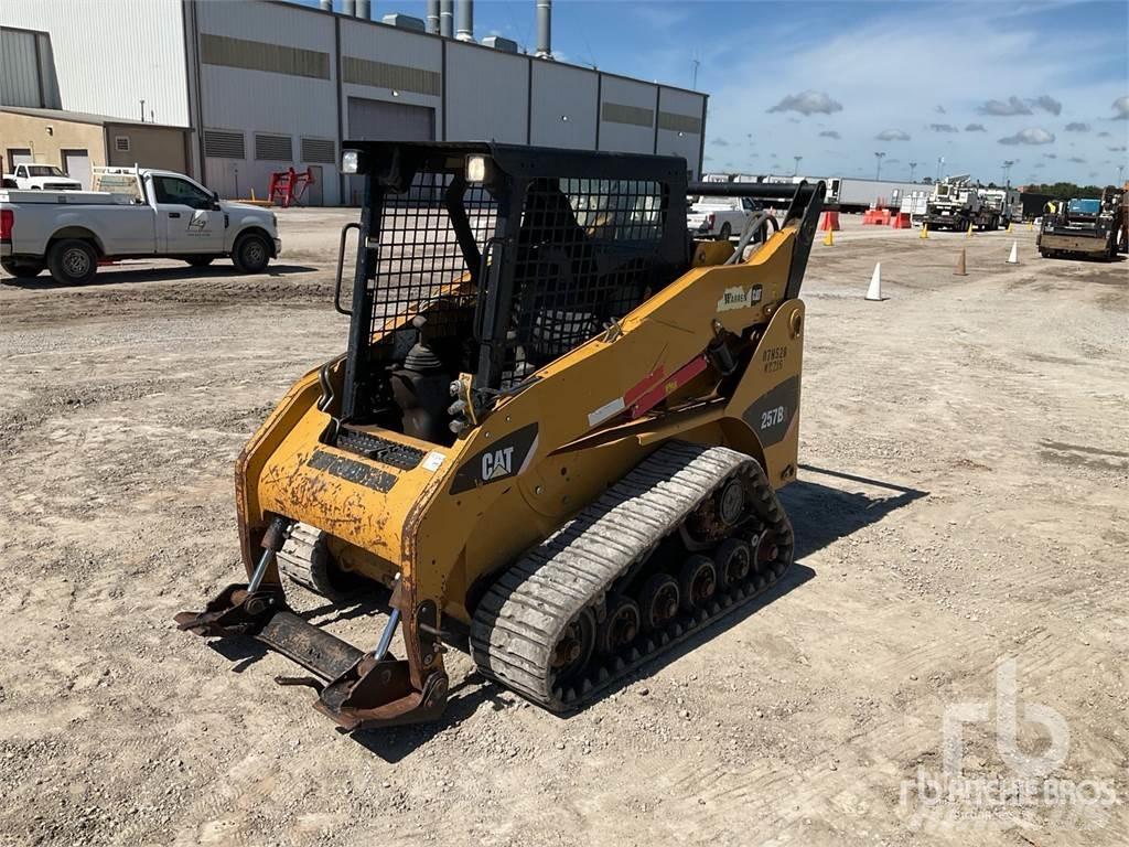 CAT 257B3 Carregadoras de direcção deslizante