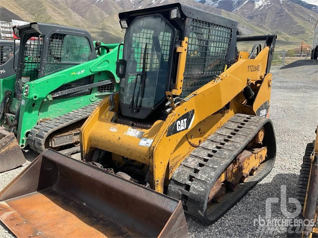 CAT 259B3 Carregadoras de direcção deslizante