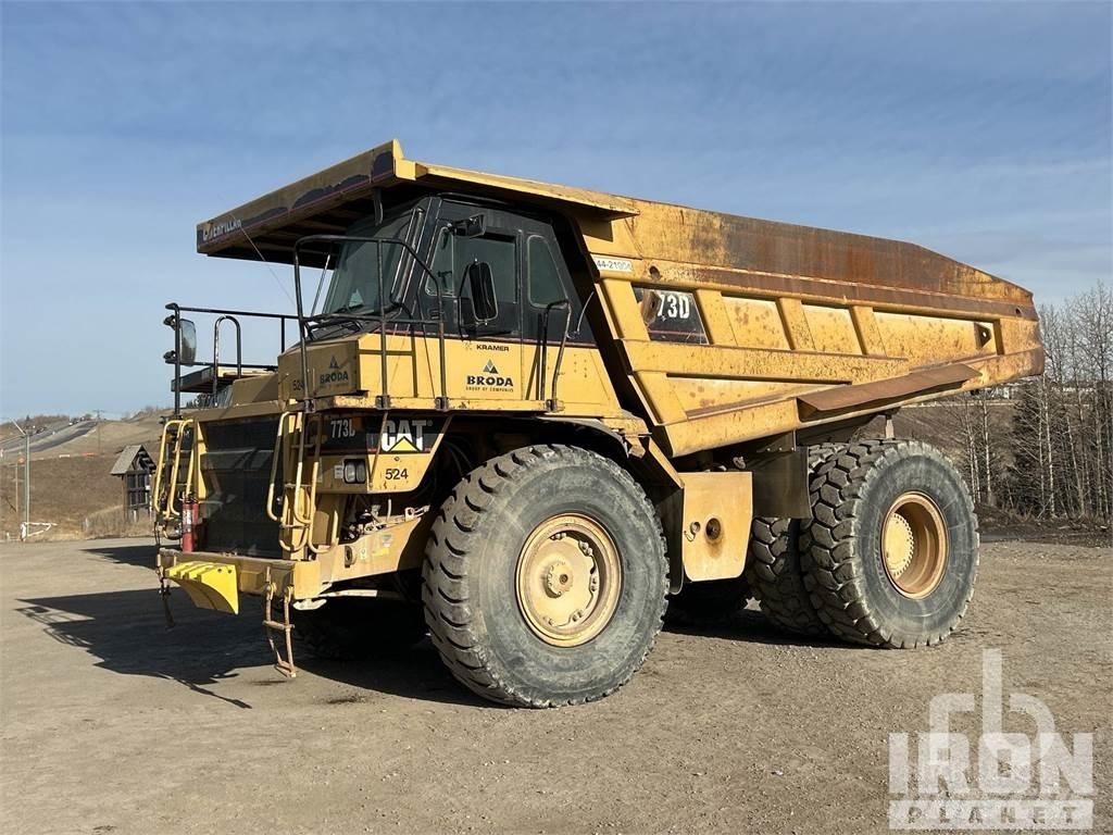 CAT 773D Camiőes dumper basculantes rígidos