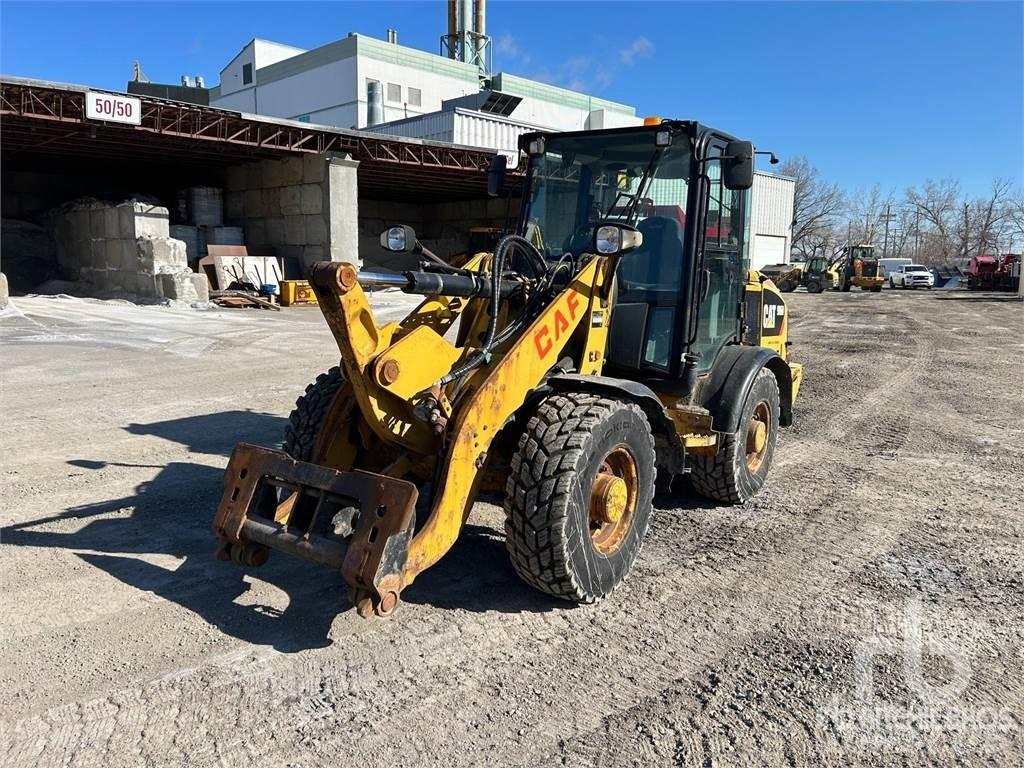 CAT 906M Pás carregadoras de rodas
