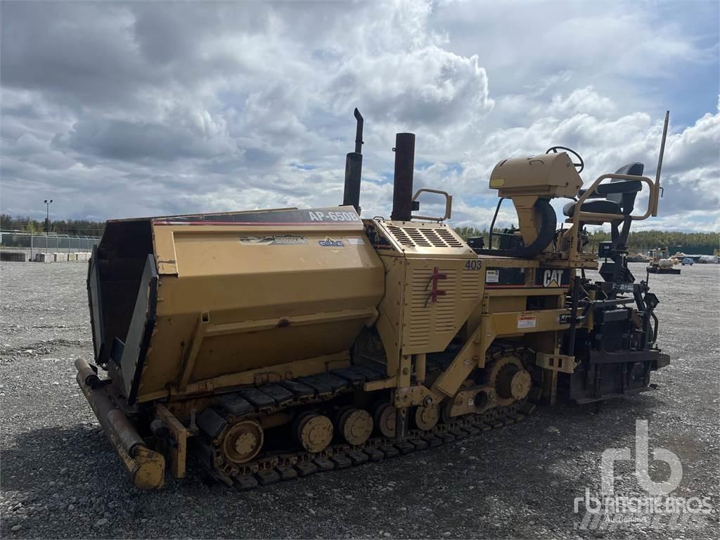 CAT AP-650B Pavimentadoras de asfalto