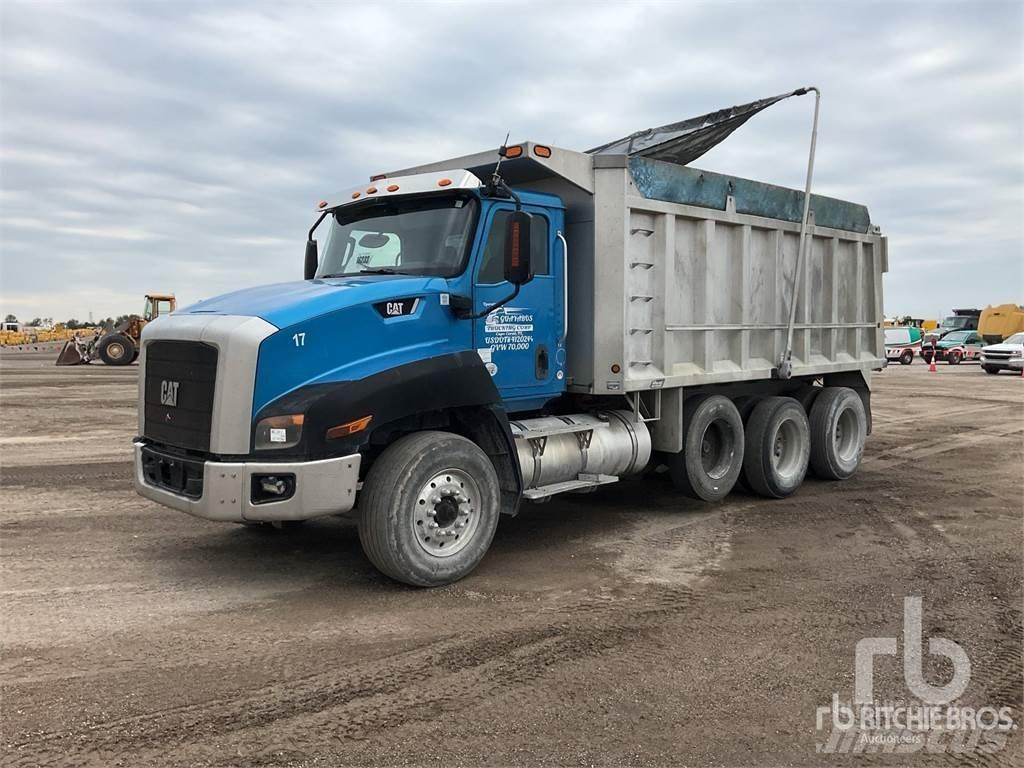 CAT CT660S Camiões basculantes