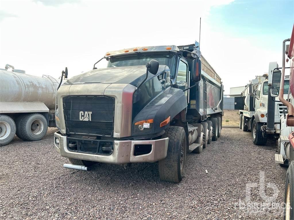 CAT CT660S Camiões basculantes