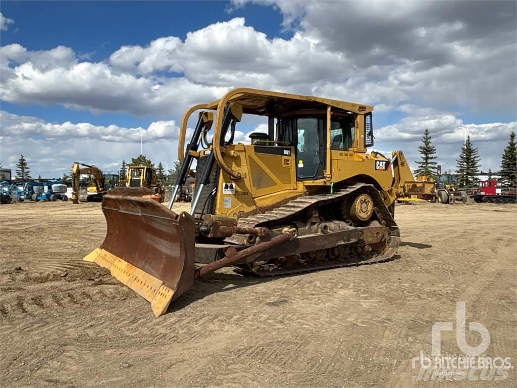 CAT D8T Dozers - Tratores rastos