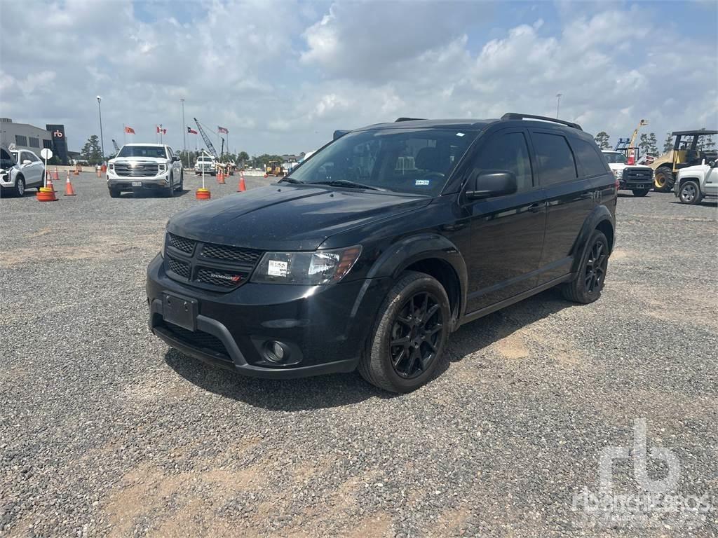 Dodge JOURNEY Pick up de caixa aberta