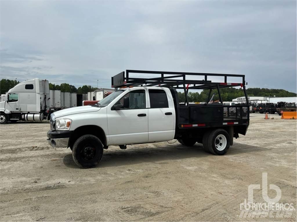 Dodge RAM 3500 Camiões estrado/caixa aberta