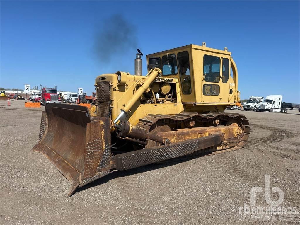 Dresser TD25C Dozers - Tratores rastos