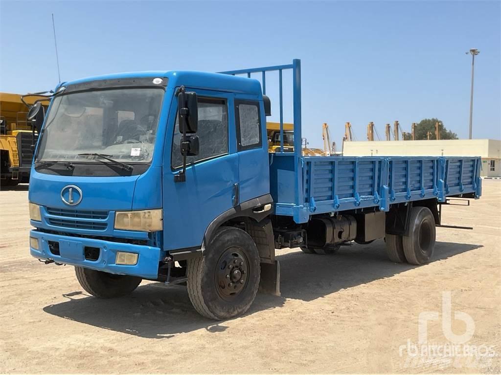 FAW 1120P9K2L3E Camiões estrado/caixa aberta