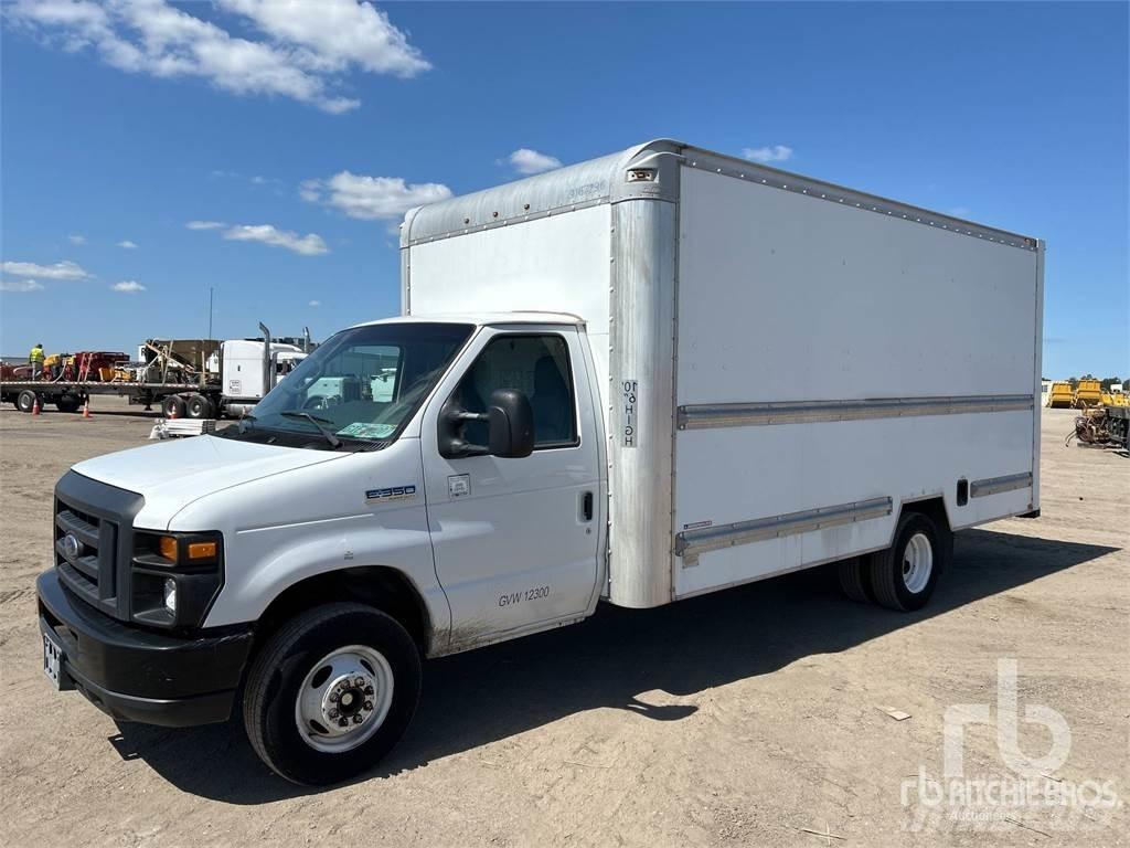 Ford E350 Carrinhas de caixa fechada