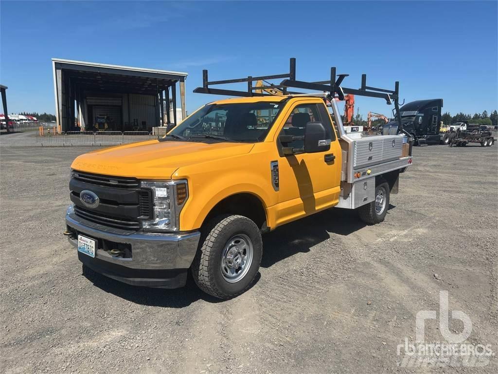 Ford F-250 Camiões estrado/caixa aberta