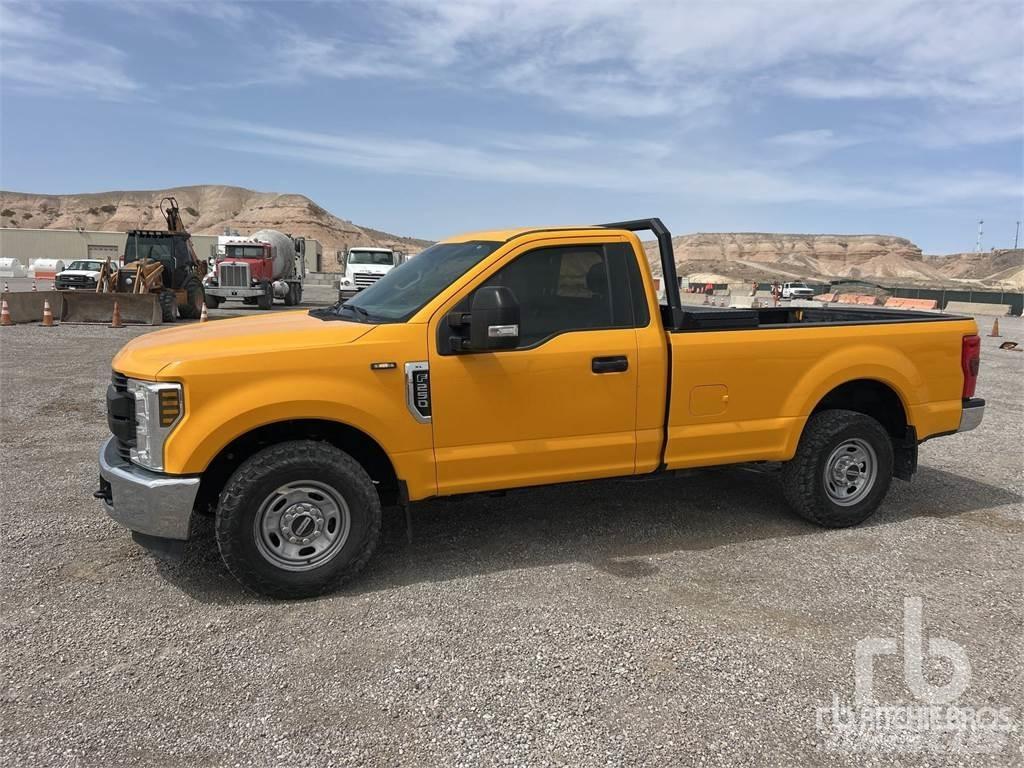 Ford F-250 Pick up de caixa aberta