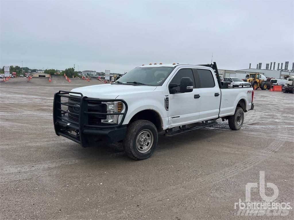 Ford F-350 Pick up de caixa aberta