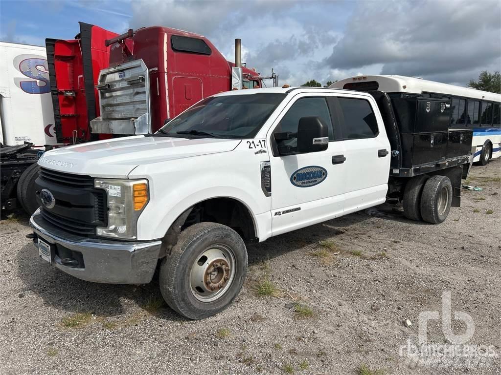 Ford F-350 Camiões estrado/caixa aberta