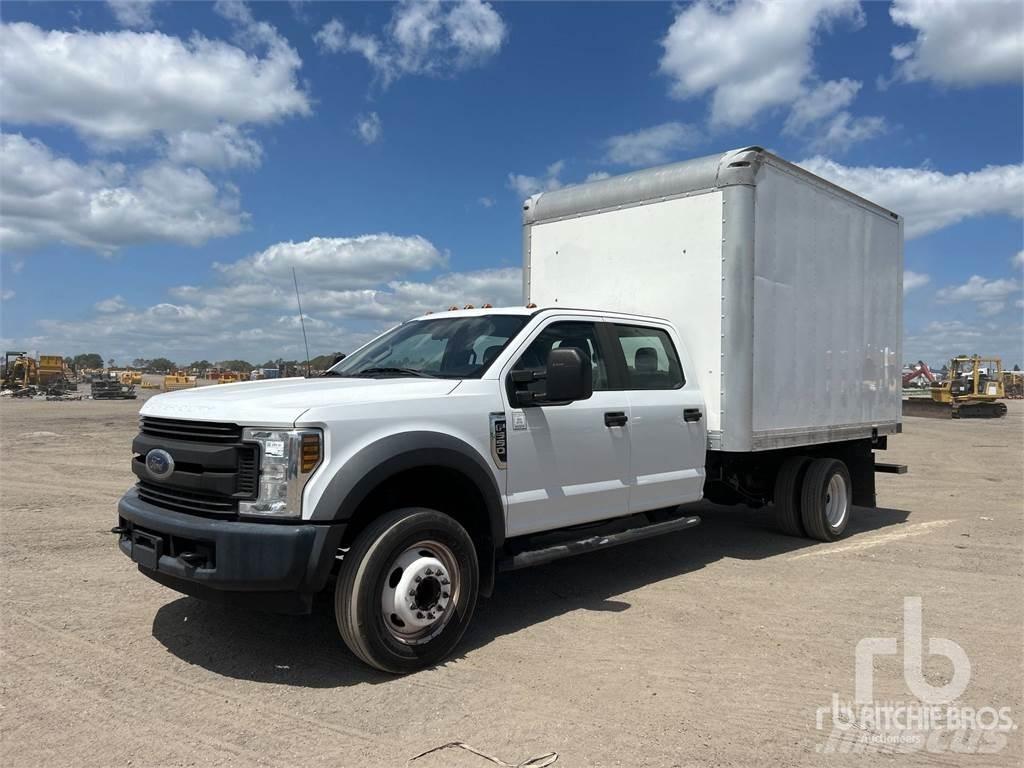 Ford F-550 Carrinhas de caixa fechada