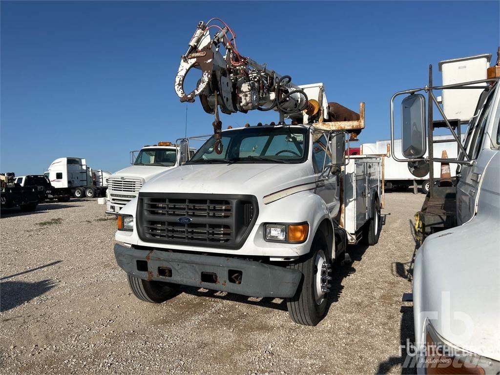 Ford F-750 Camiões de sonda de perfuração móvel