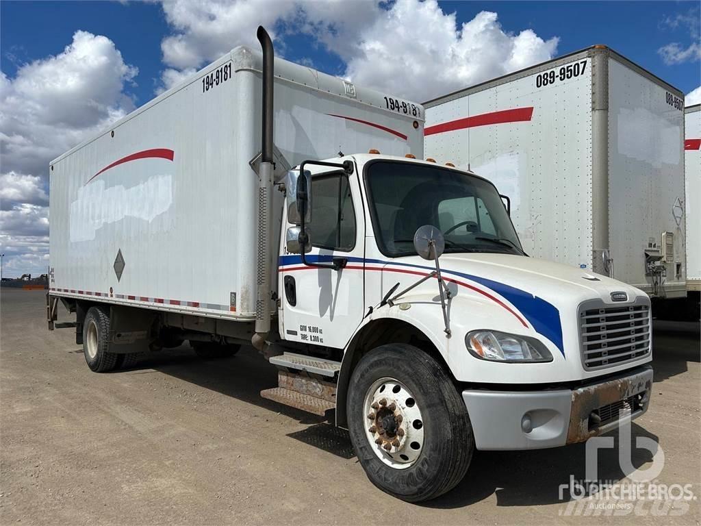 Freightliner M2 Carrinhas de caixa fechada