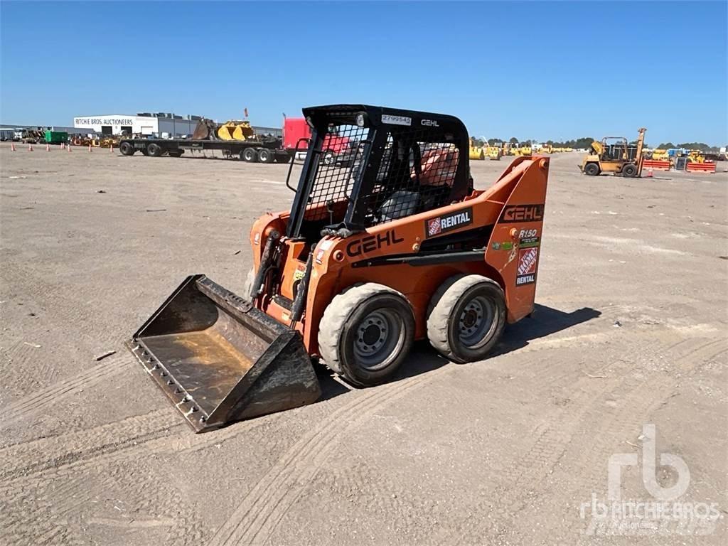 Gehl R150 Carregadoras de direcção deslizante