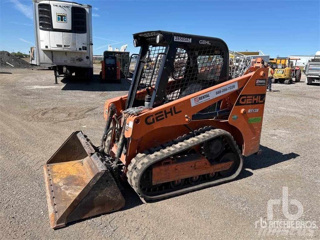 Gehl RT135 Carregadoras de direcção deslizante